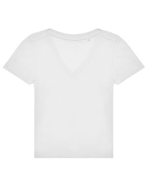 B&C #E150 V /Women in White, front view