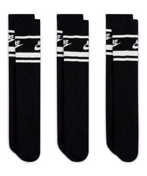 Dri-Fit Sportswear Everyday Essential Socks (3 Pairs) in Black/White, front view