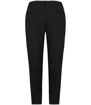 NS737 Black Back