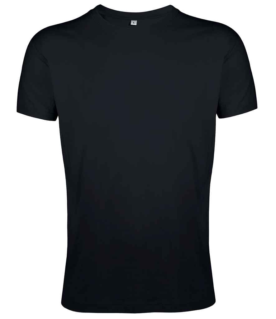 Regent Fit T-Shirt in Deep Black, front view