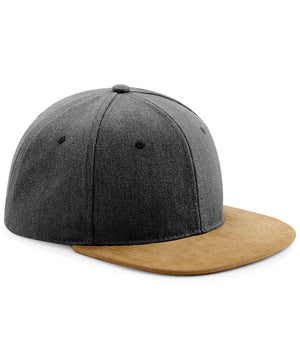 Suede Peak Snapback in Vintage Black