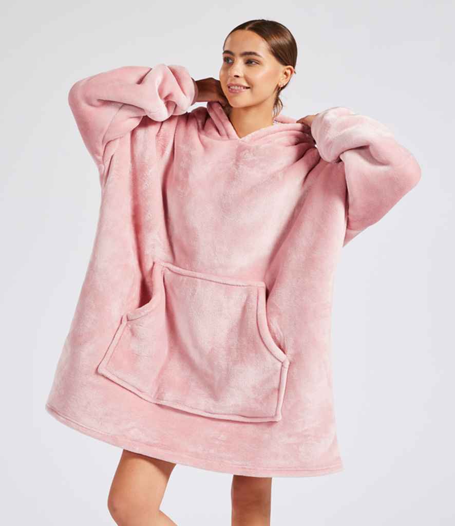 Oversized Hooded Blanket in Blush Pink, model photo
