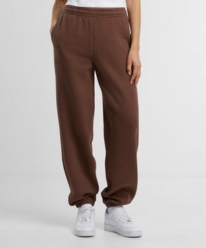 Lifestyle photo of the Women’s Fluffy Sweatpants