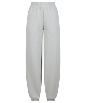 Women’s Fluffy Sweatpants in Light Asphalt, front view