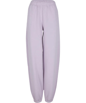 Women’s Fluffy Sweatpants in Lilac, front view