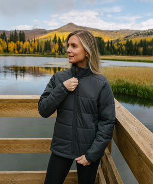 Lifestyle photo of the Women’s Sierra Thermal Jacket